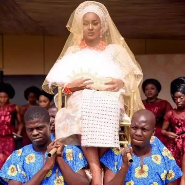 Princess Of Otta Carried By Palace Guards Into Her Wedding Reception Venue(Photos)
